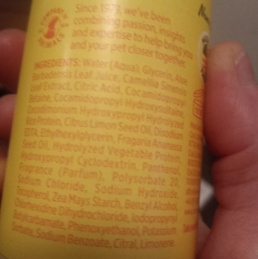 Yellow Cat Grooming Foam